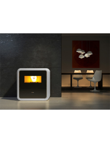 Stufa a pellet ventilata Anselmo Cola Vintage in acciaio e maiolica colore Bianco 9,57 kW - Climaway