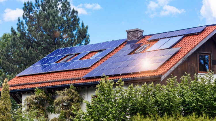 Pannelli solare termico: dimensioni, potenza e installazione