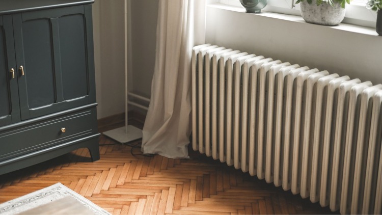 Come togliere l'aria nei termosifoni in ghisa: guida 