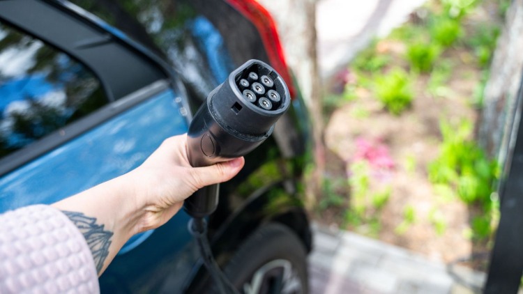 Caricabatterie per auto elettriche: Guida alla Scelta 