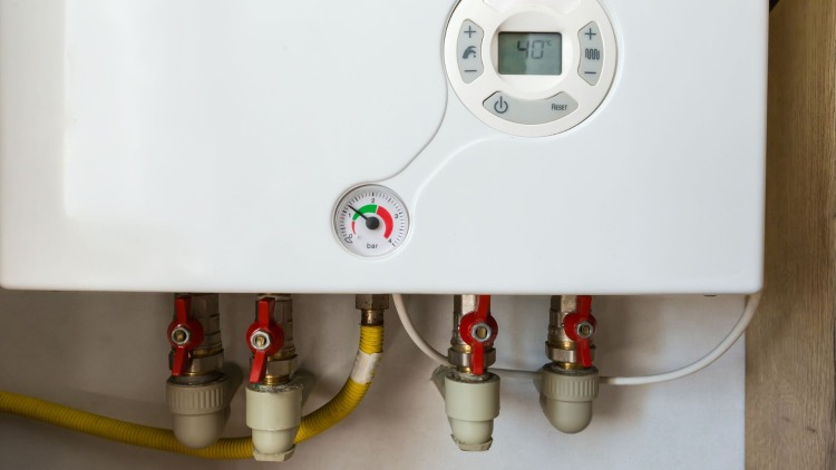 Revisione caldaia: costi, tempistiche e normativa aggiornata
