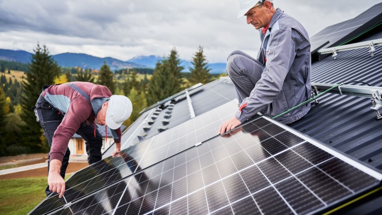 Fotovoltaico e freddo: come funziona in inverno