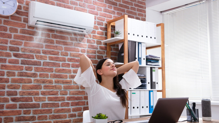 Microclima negli ambienti di lavoro: rischi e soluzioni efficaci